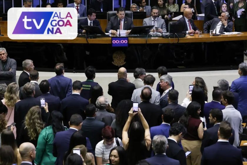 Alcolumbre marca para quarta-feira votação da PEC que acaba com a escala 6x1